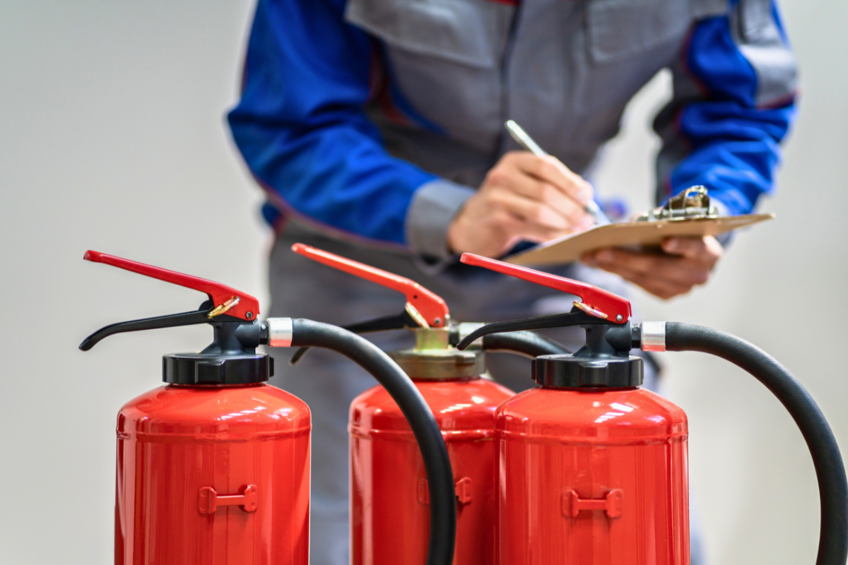 Proroga al 26 settembre 2026 dell’obbligo di qualifica per i tecnici manutentori antincendio